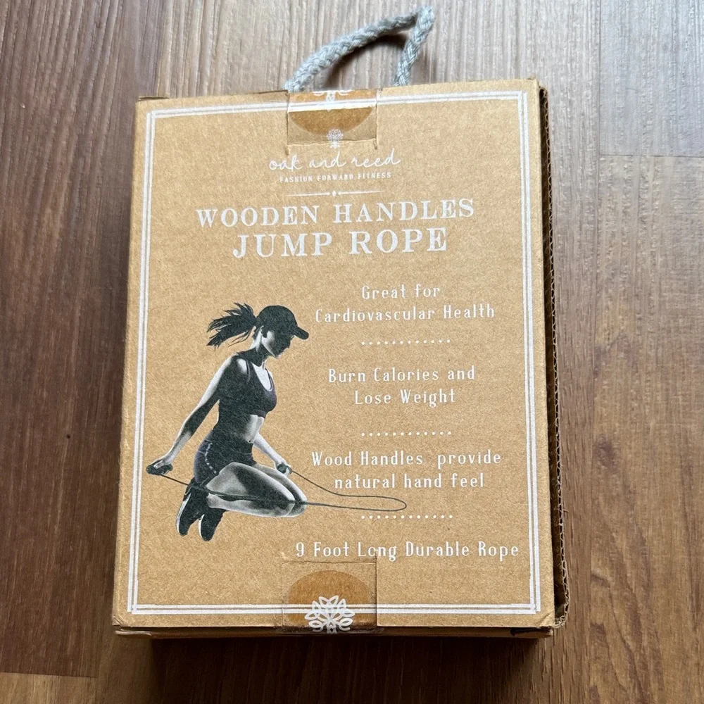Mint Green Handled Wooden Jump Rope - Picture 2 of 2